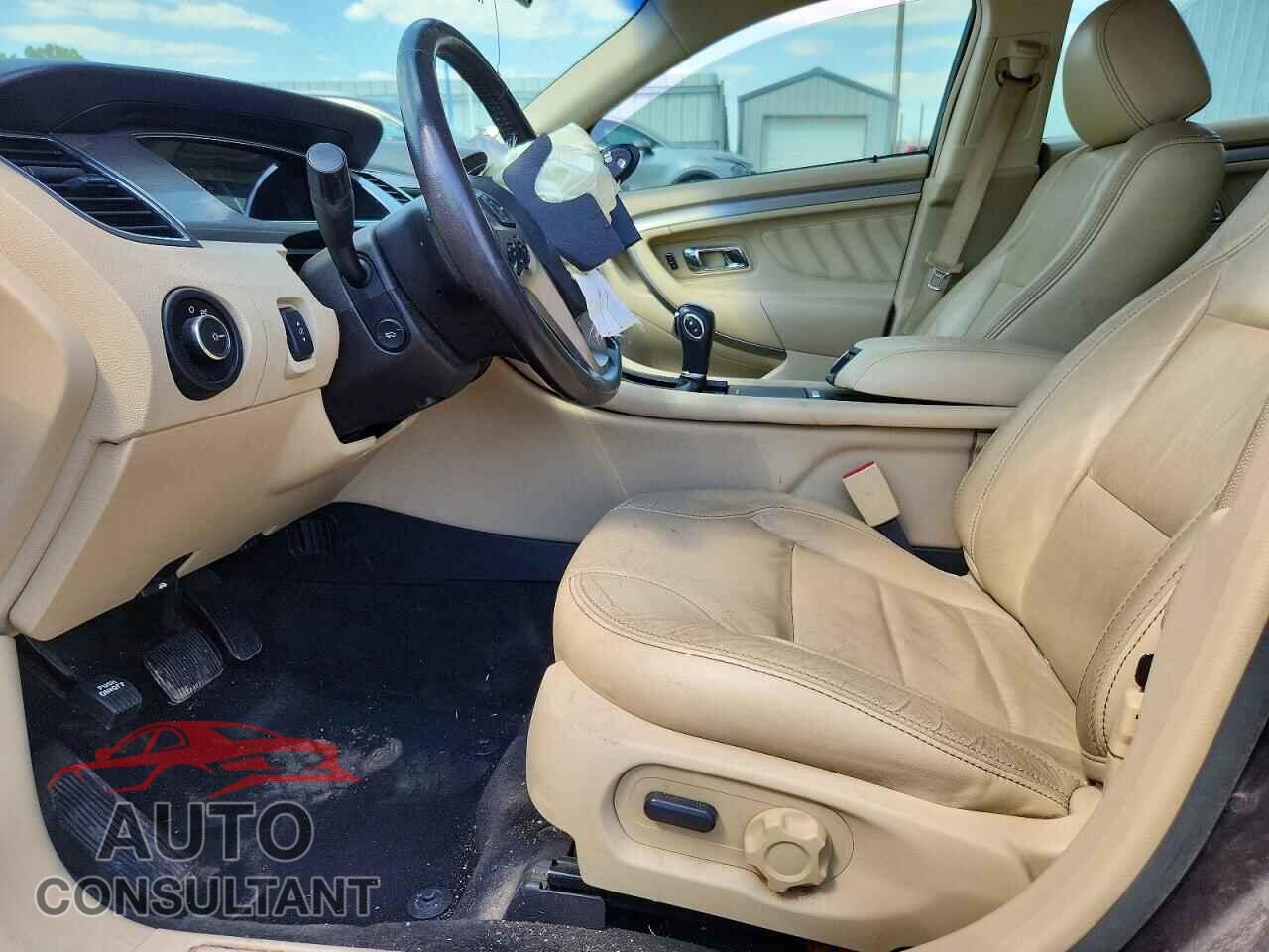 FORD TAURUS 2016 - 1FAHP2E85GG101017