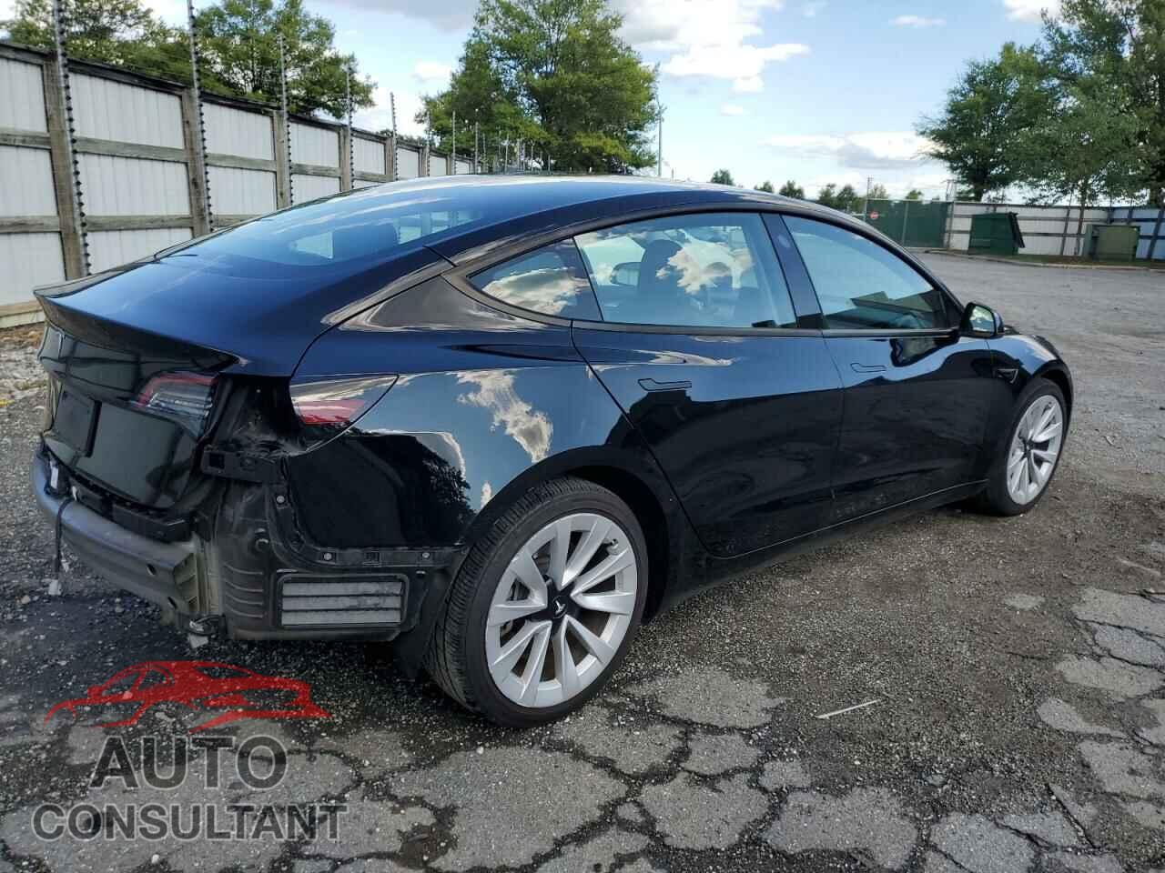 TESLA MODEL 3 2022 - 5YJ3E1EAXNF370001