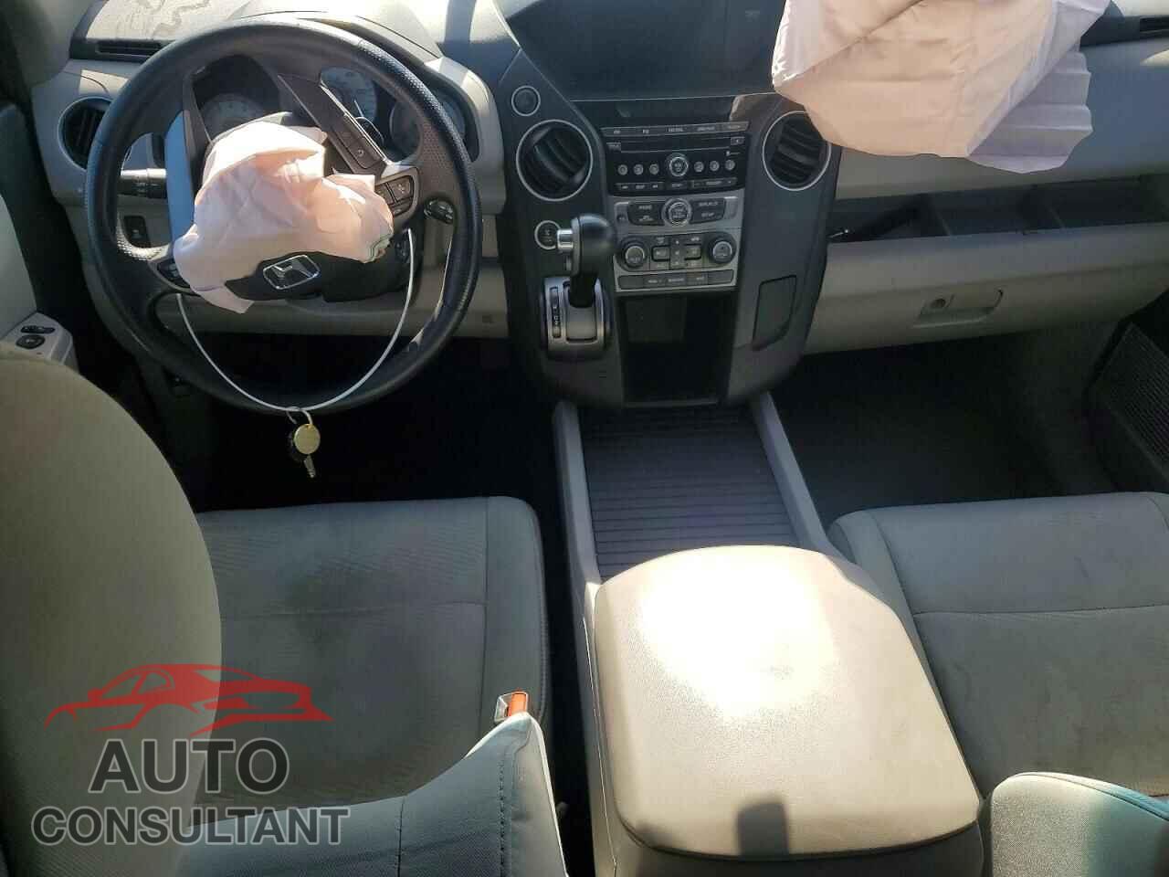 HONDA PILOT 2015 - 5FNYF4H2XFB071036