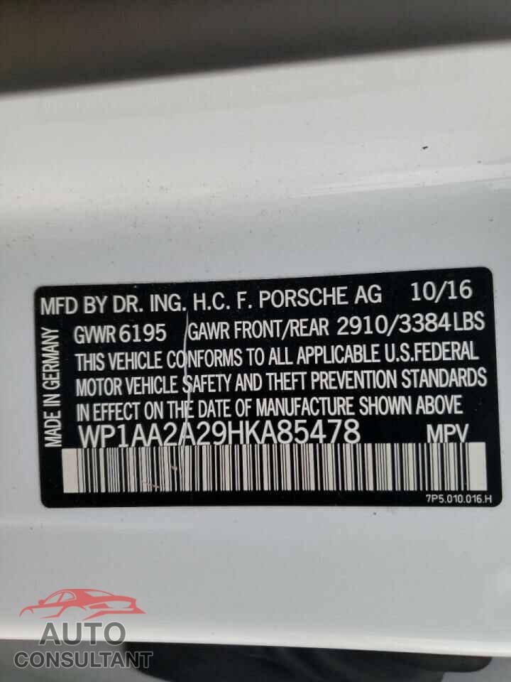 PORSCHE CAYENNE 2017 - WP1AA2A29HKA85478