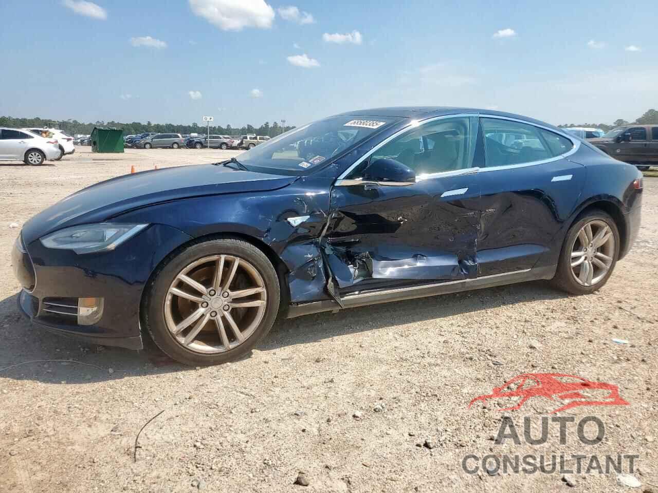 TESLA MODEL S 2013 - 5YJSA1CGXDFP23527