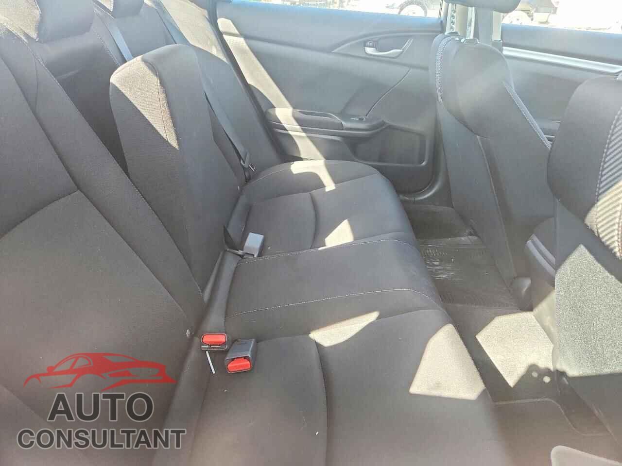 HONDA CIVIC 2018 - 2HGFC2F60JH040473