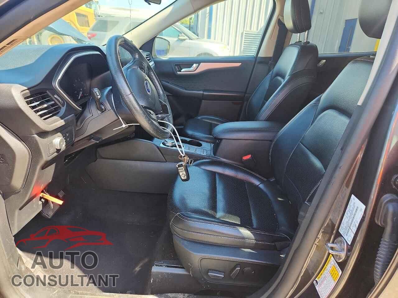 FORD ESCAPE 2020 - 1FMCU0H60LUA46415