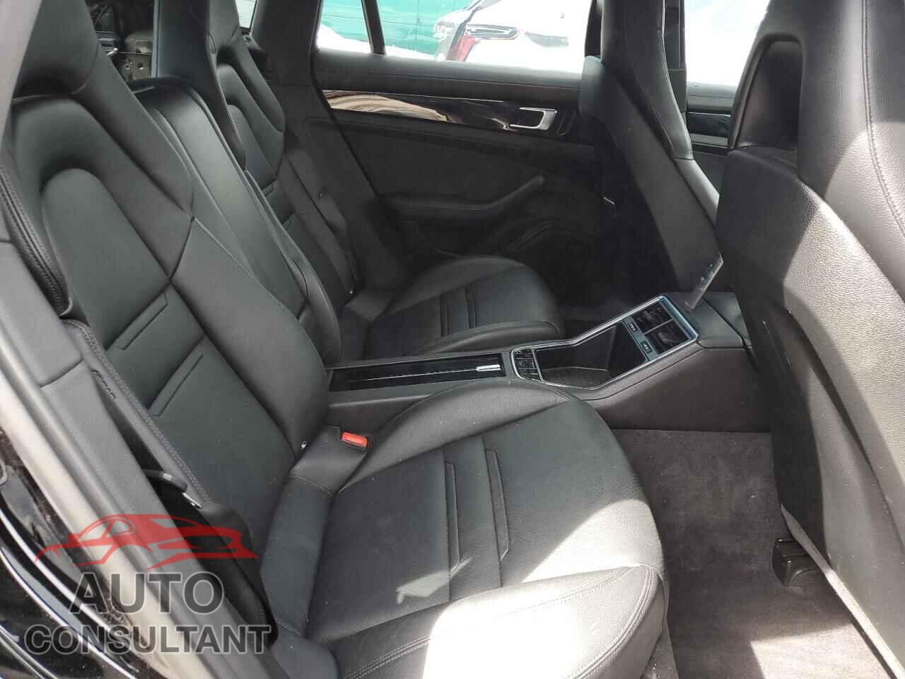 PORSCHE PANAMERA 2017 - WP0AA2A71HL100966