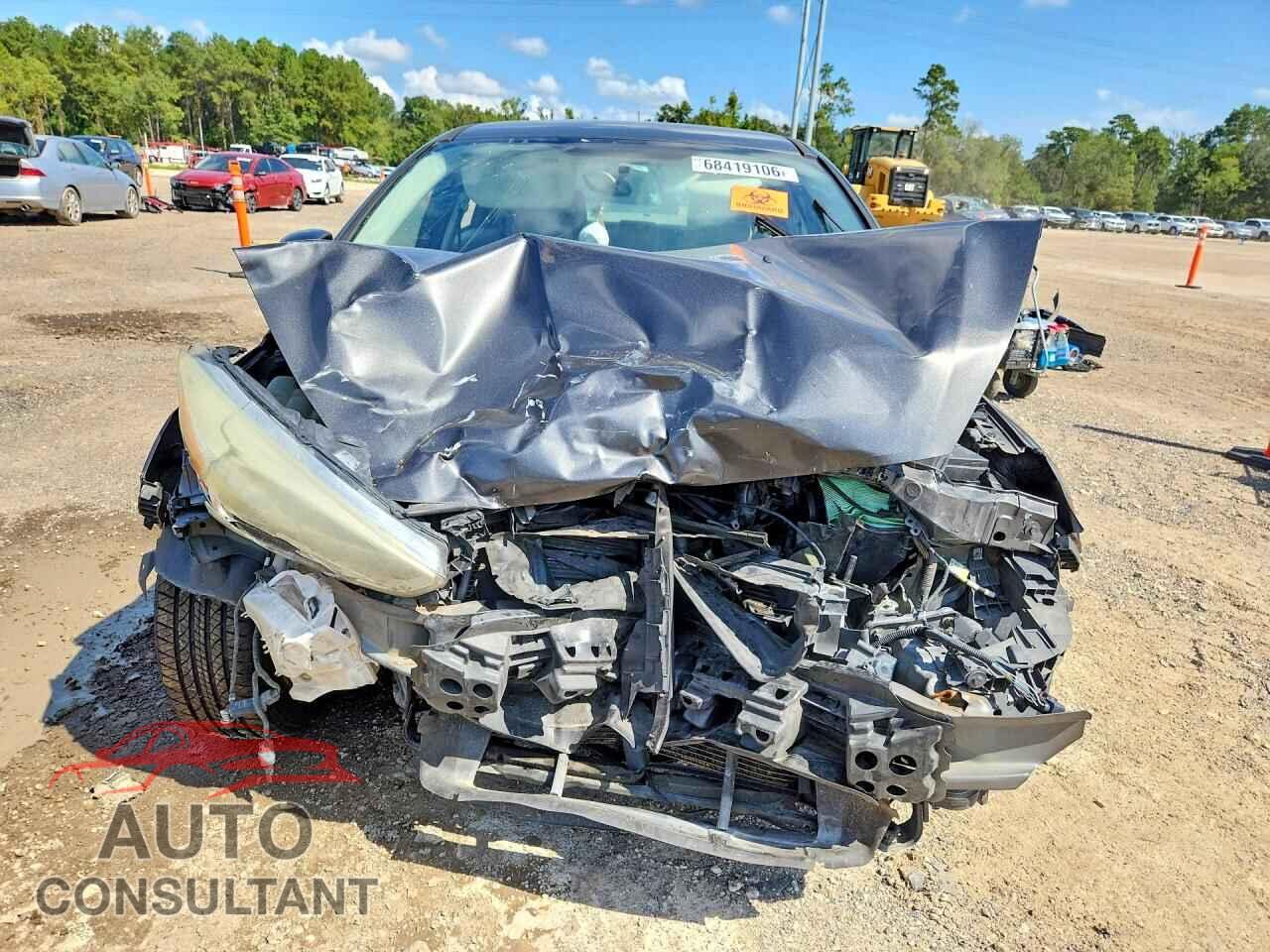 FORD FOCUS 2015 - 1FADP3F23FL340697