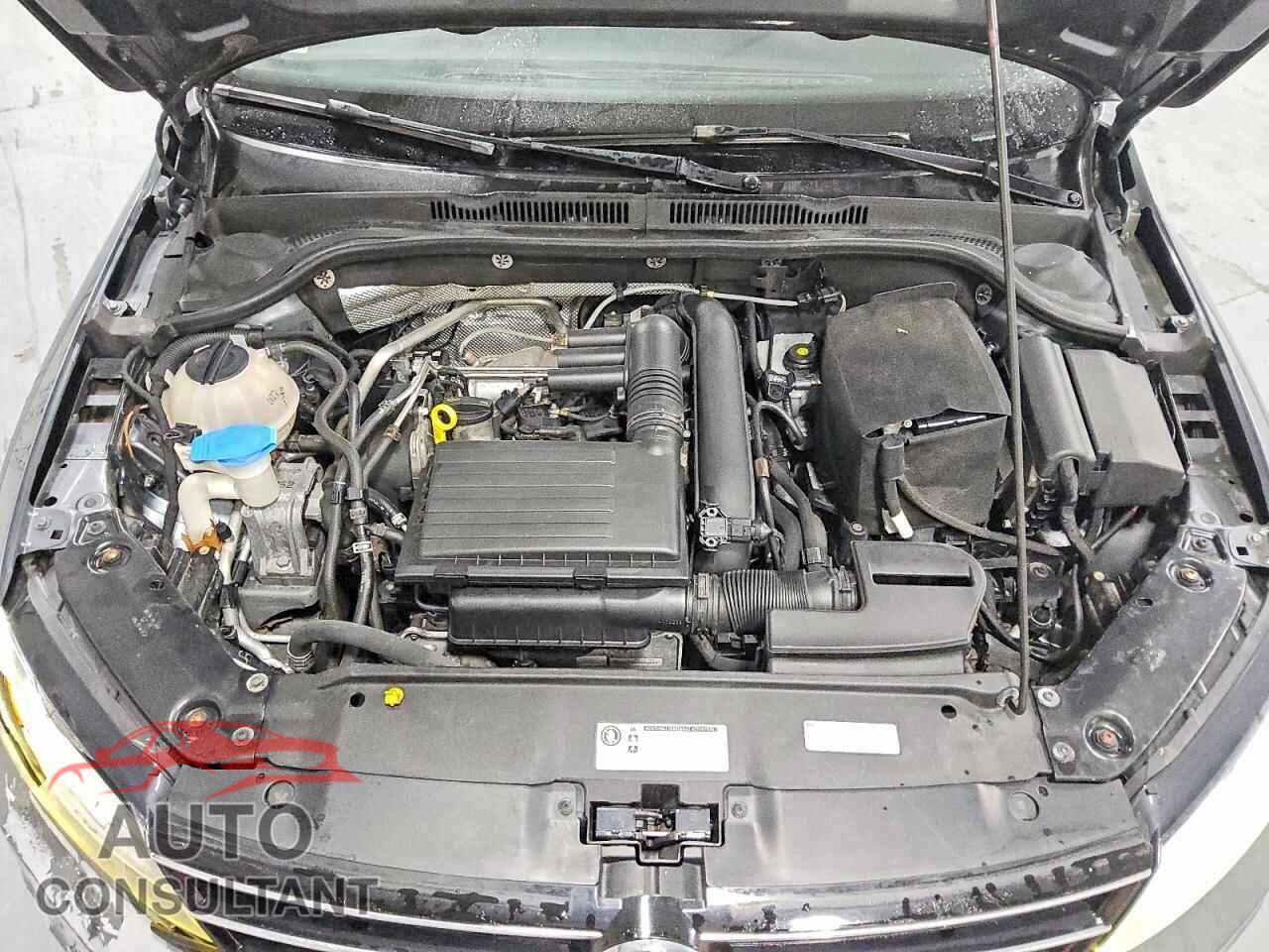VOLKSWAGEN JETTA 2017 - 3VW2B7AJ4HM371655