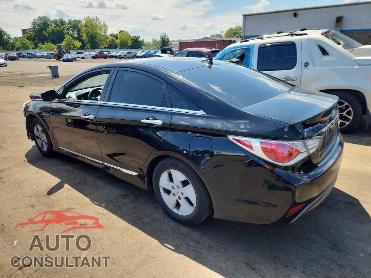 HYUNDAI SONATA 2012 - KMHEC4A42CA042895
