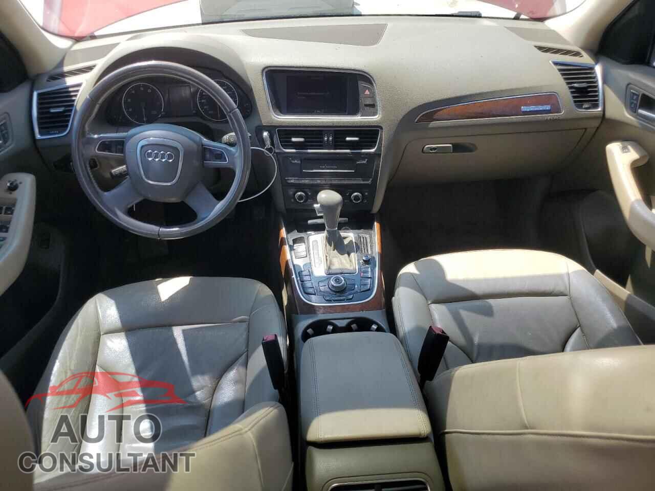 AUDI Q5 2010 - WA1LKBFP9AA061196