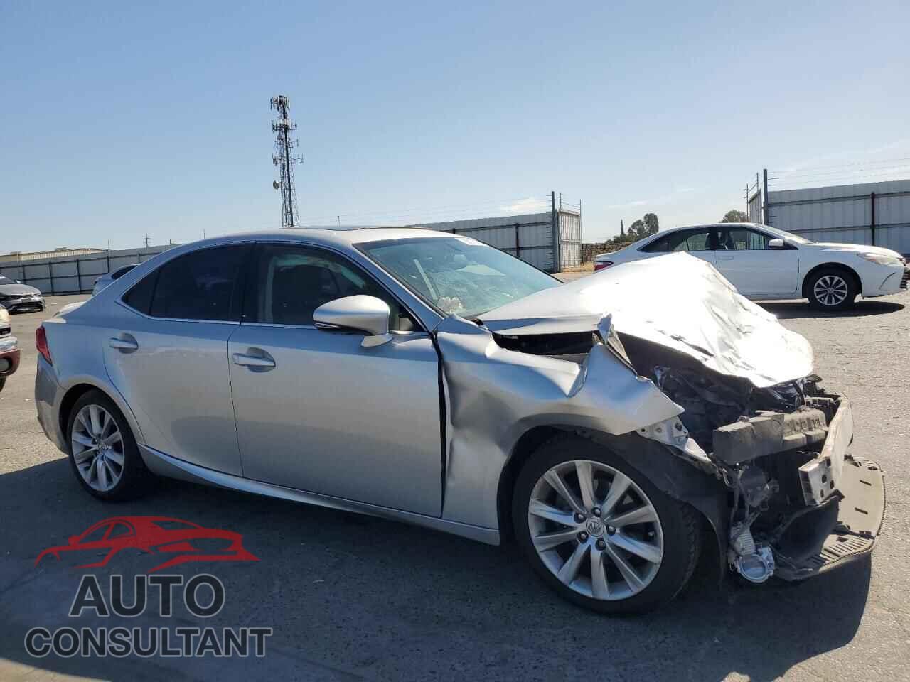 LEXUS IS 2015 - JTHBF1D27F5052311