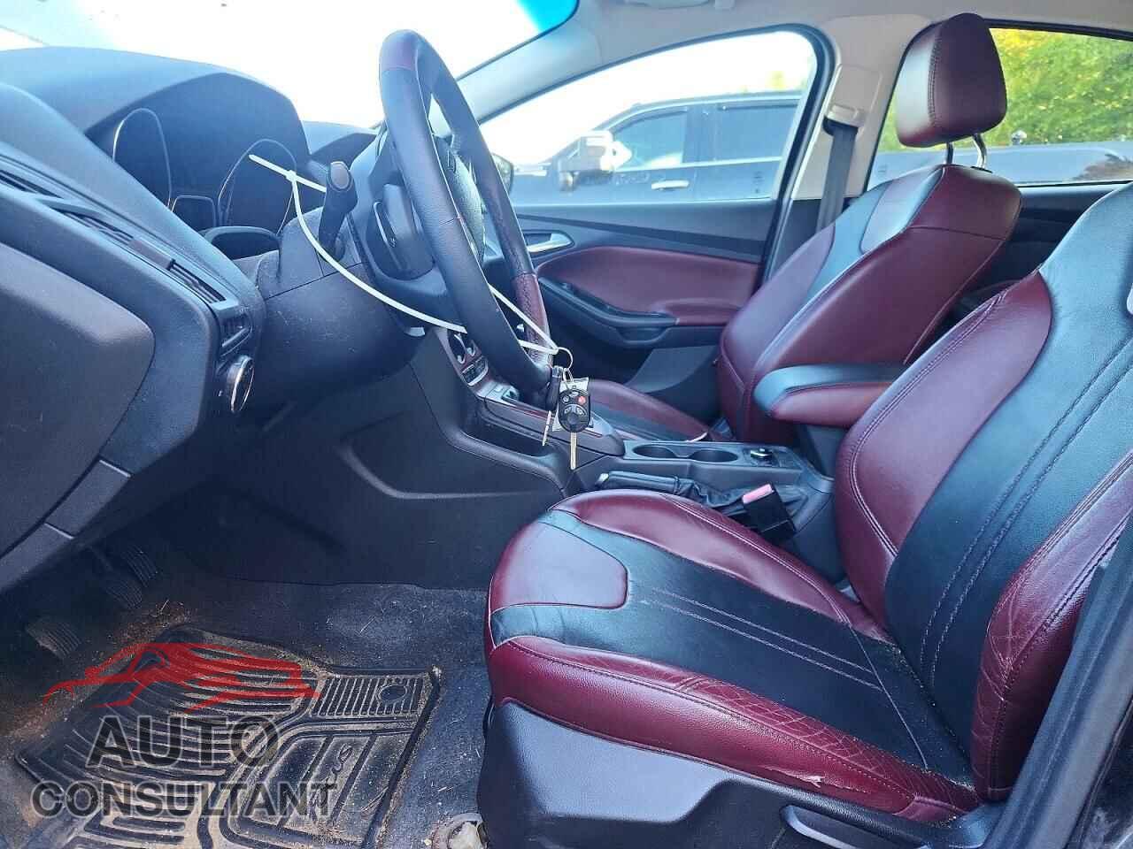 FORD FOCUS 2012 - 1FAHP3F2XCL213135