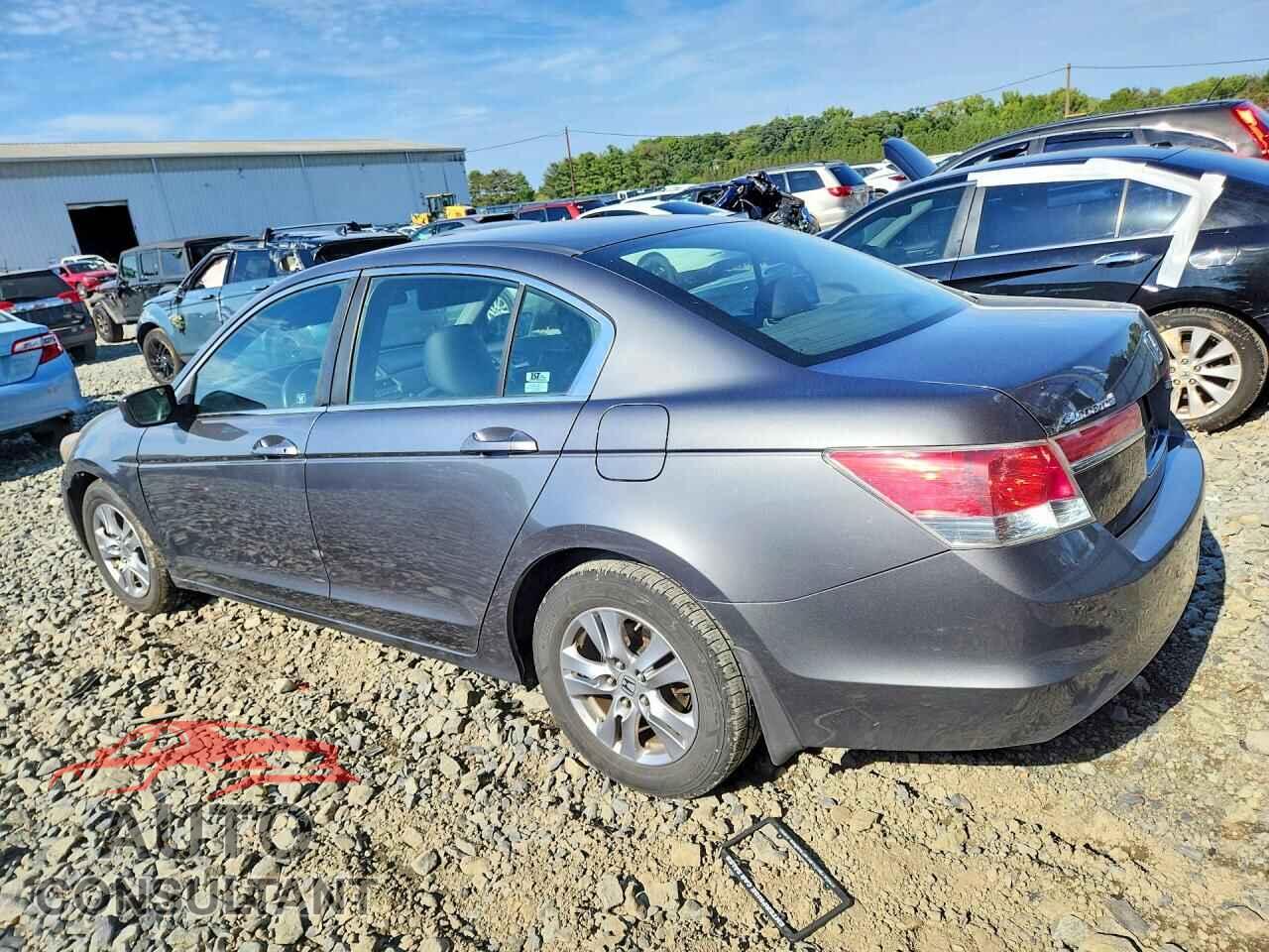 HONDA ACCORD 2011 - 1HGCP2F61BA119352