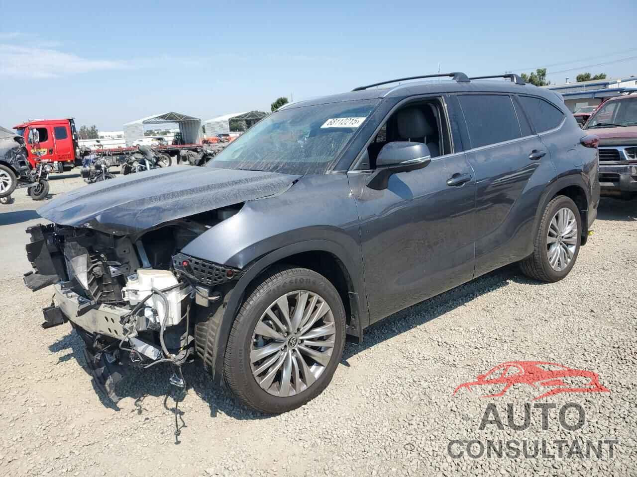 TOYOTA HIGHLANDER 2024 - 5TDKDRAH4RS533498