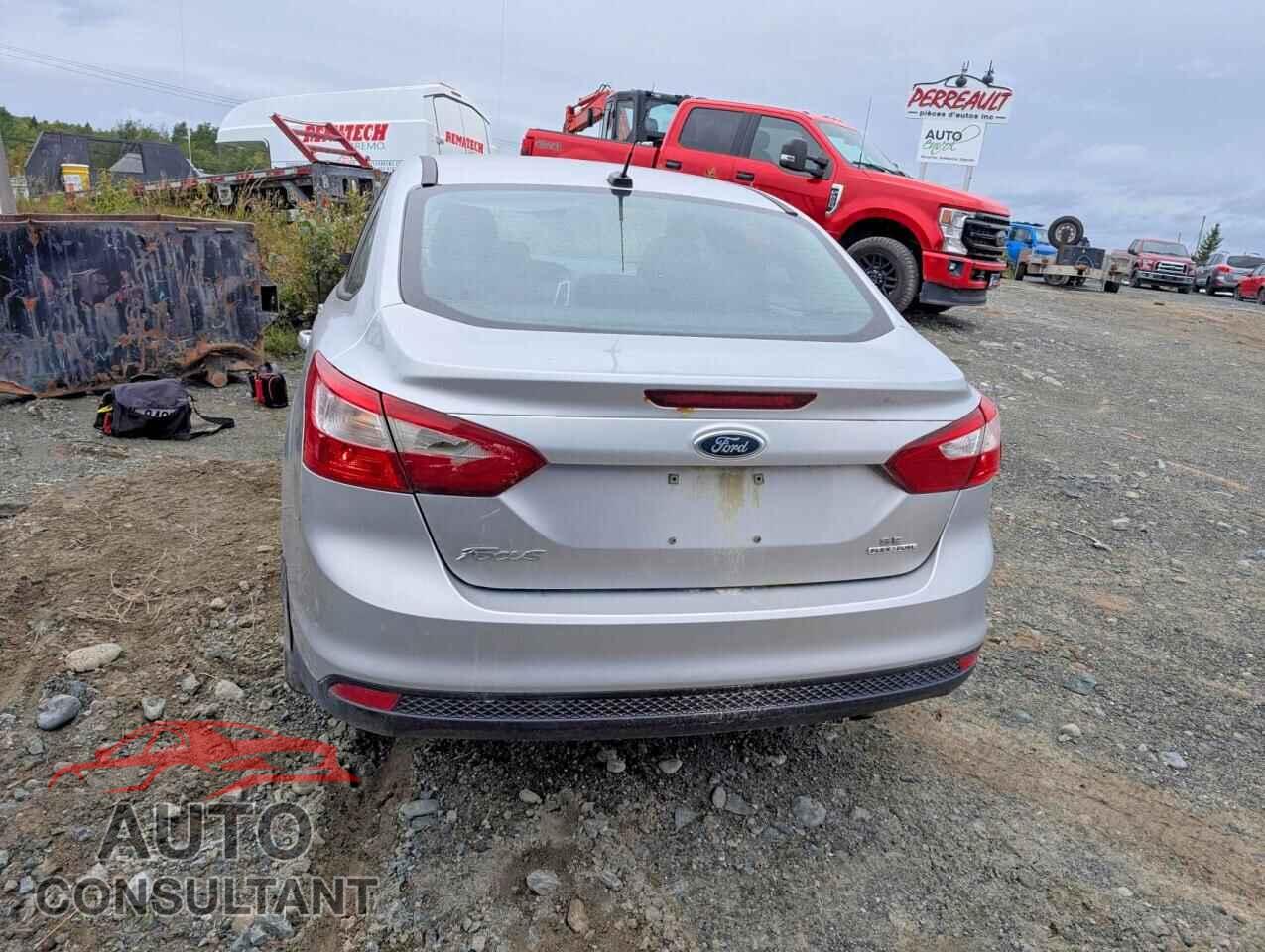 FORD FOCUS 2013 - 1FADP3F29DL101233