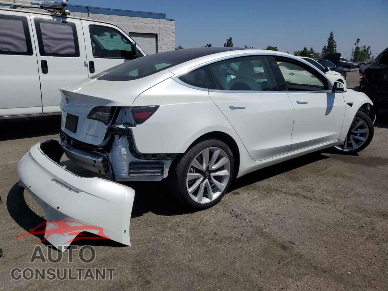TESLA MODEL 3 2019 - 5YJ3E1EB1KF494856