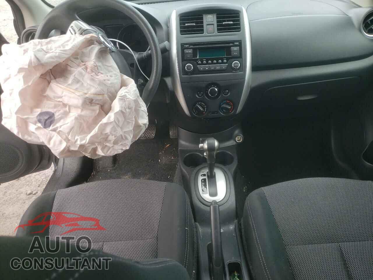 NISSAN VERSA 2017 - 3N1CN7AP3HL844778