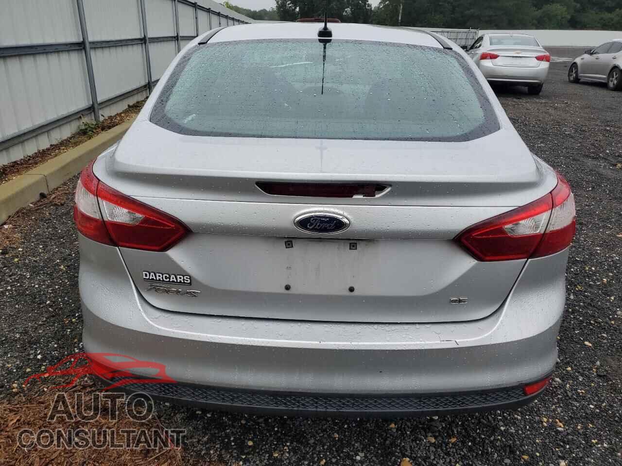FORD FOCUS 2014 - 1FADP3F26EL244433