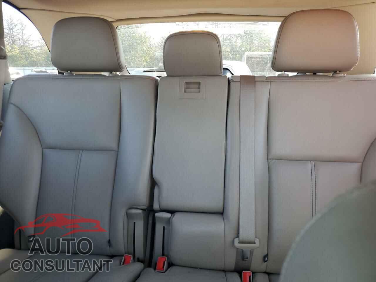 FORD EDGE 2011 - 2FMDK3JC2BBA44701