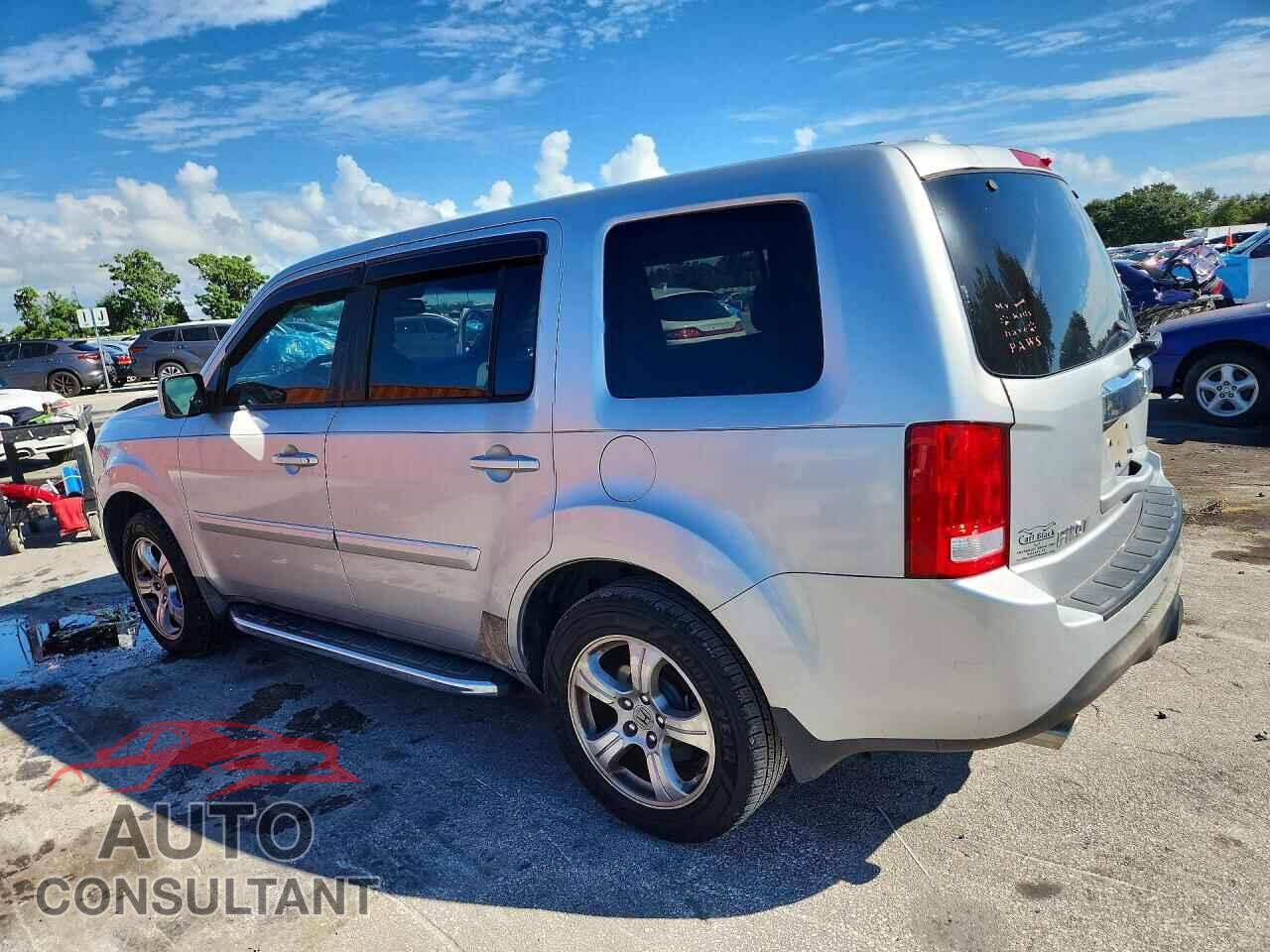 HONDA PILOT 2012 - 5FNYF3H57CB019170