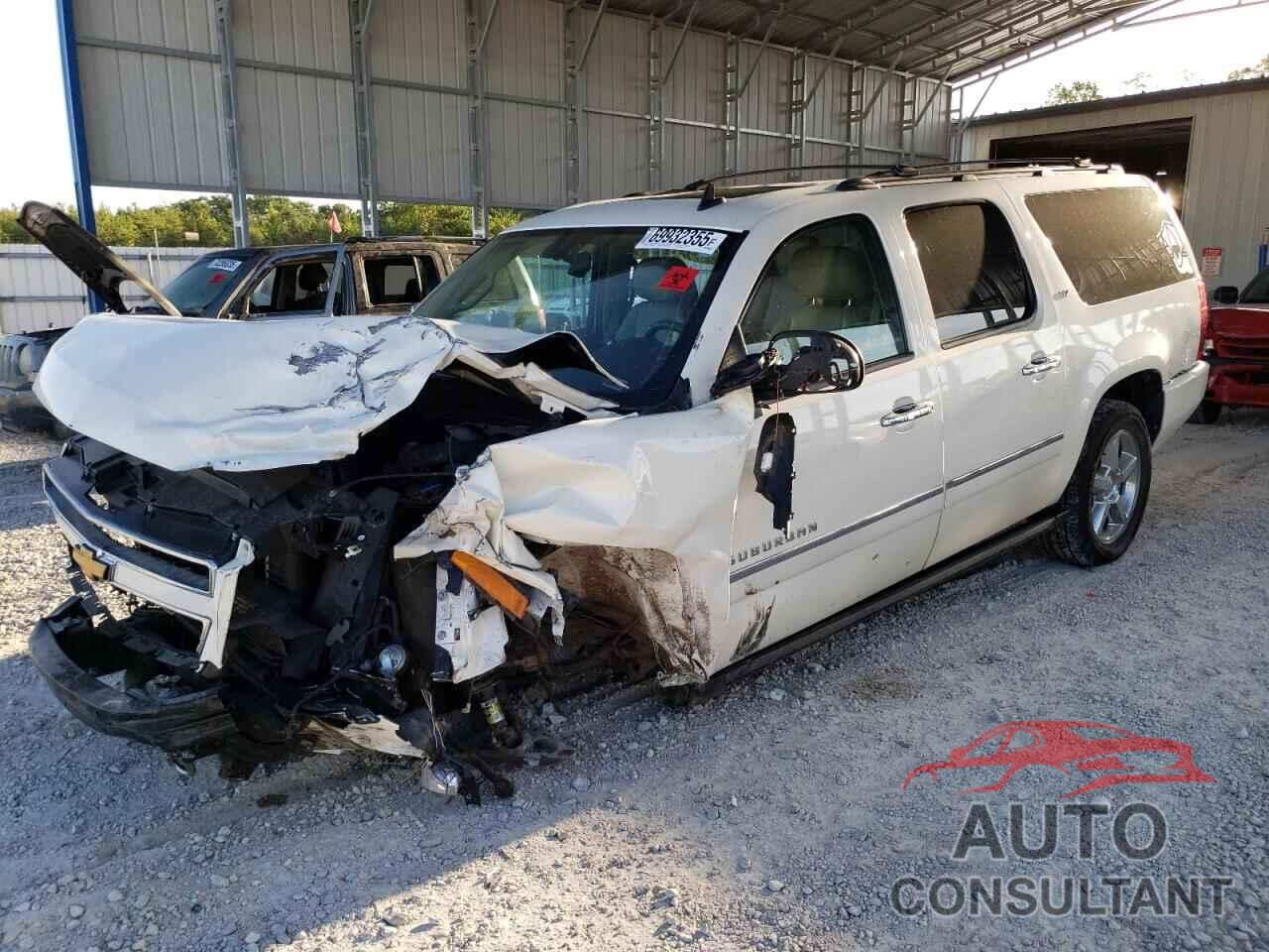 CHEVROLET SUBURBAN 2013 - 1GNSKKE75DR263470