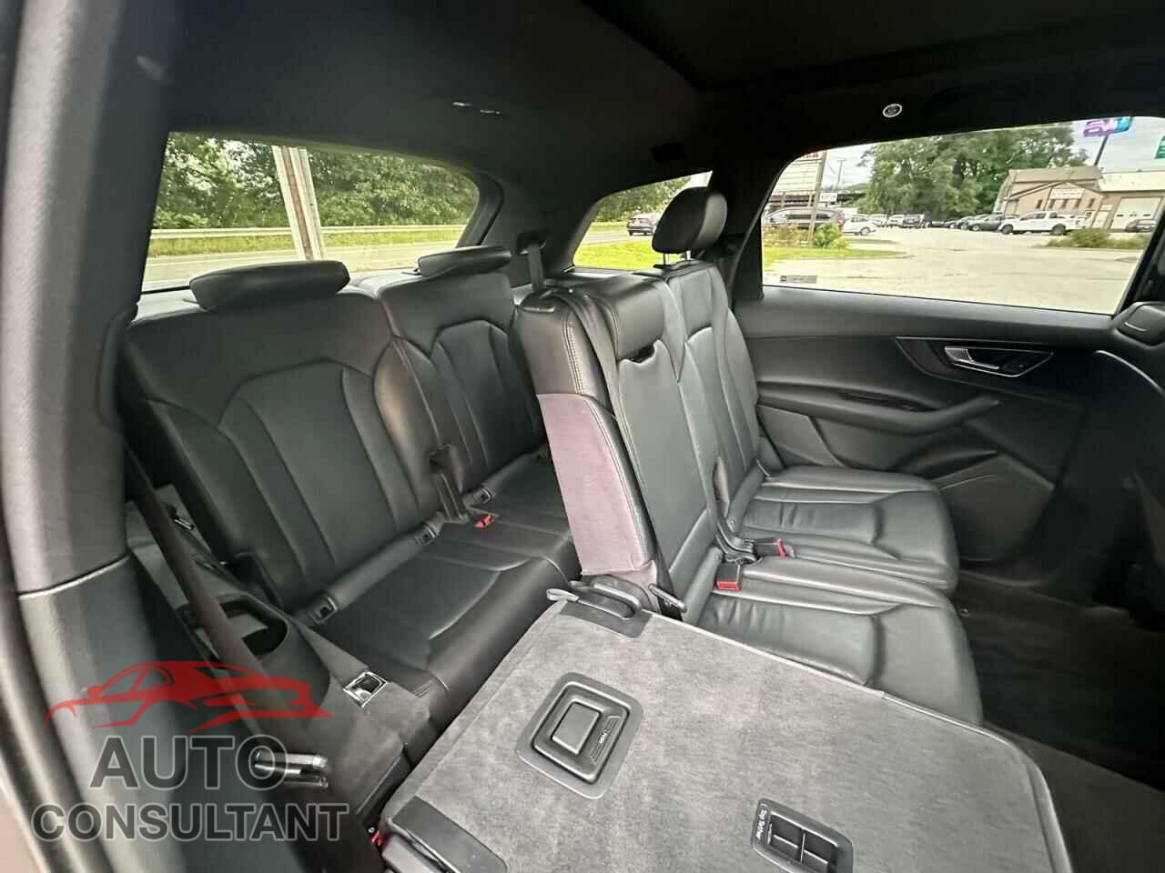 AUDI Q7 2017 - WA1AAAF76HD032977