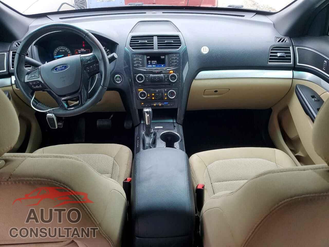 FORD EXPLORER 2017 - 1FM5K7D81HGB21241