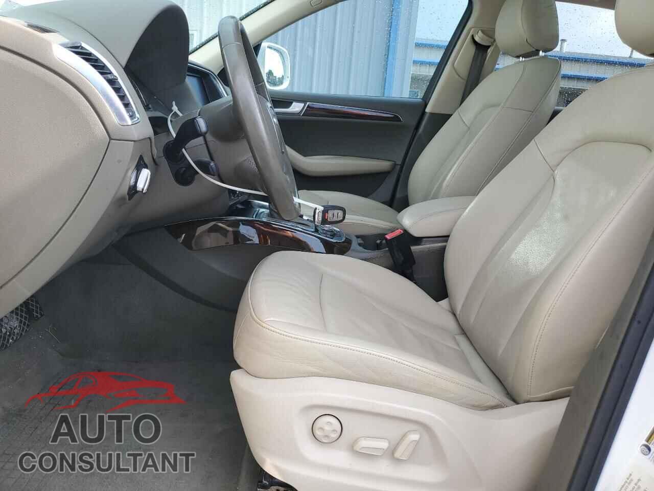 AUDI Q5 2012 - WA1DKAFP8CA031947