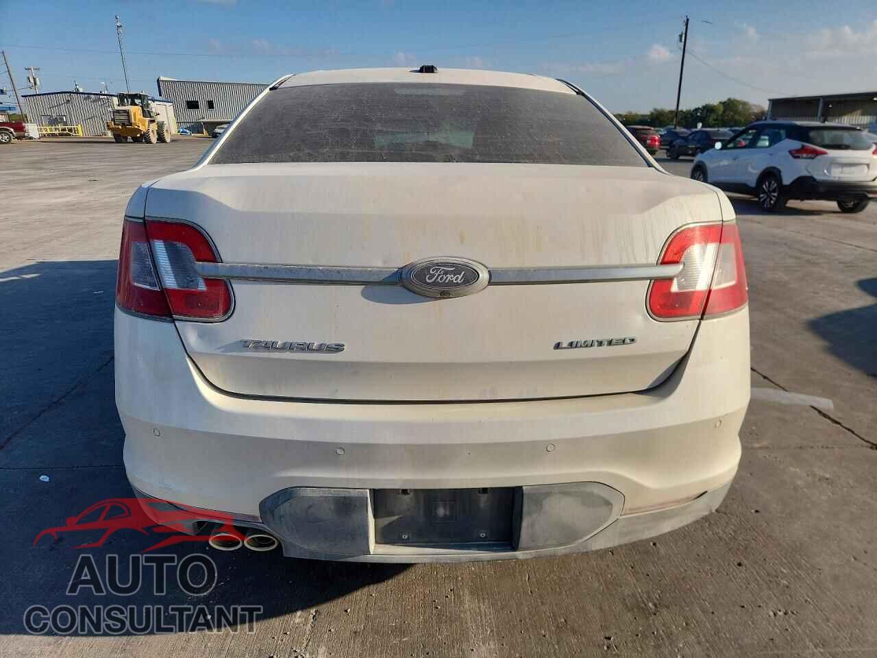 FORD TAURUS 2011 - 1FAHP2FW7BG133845