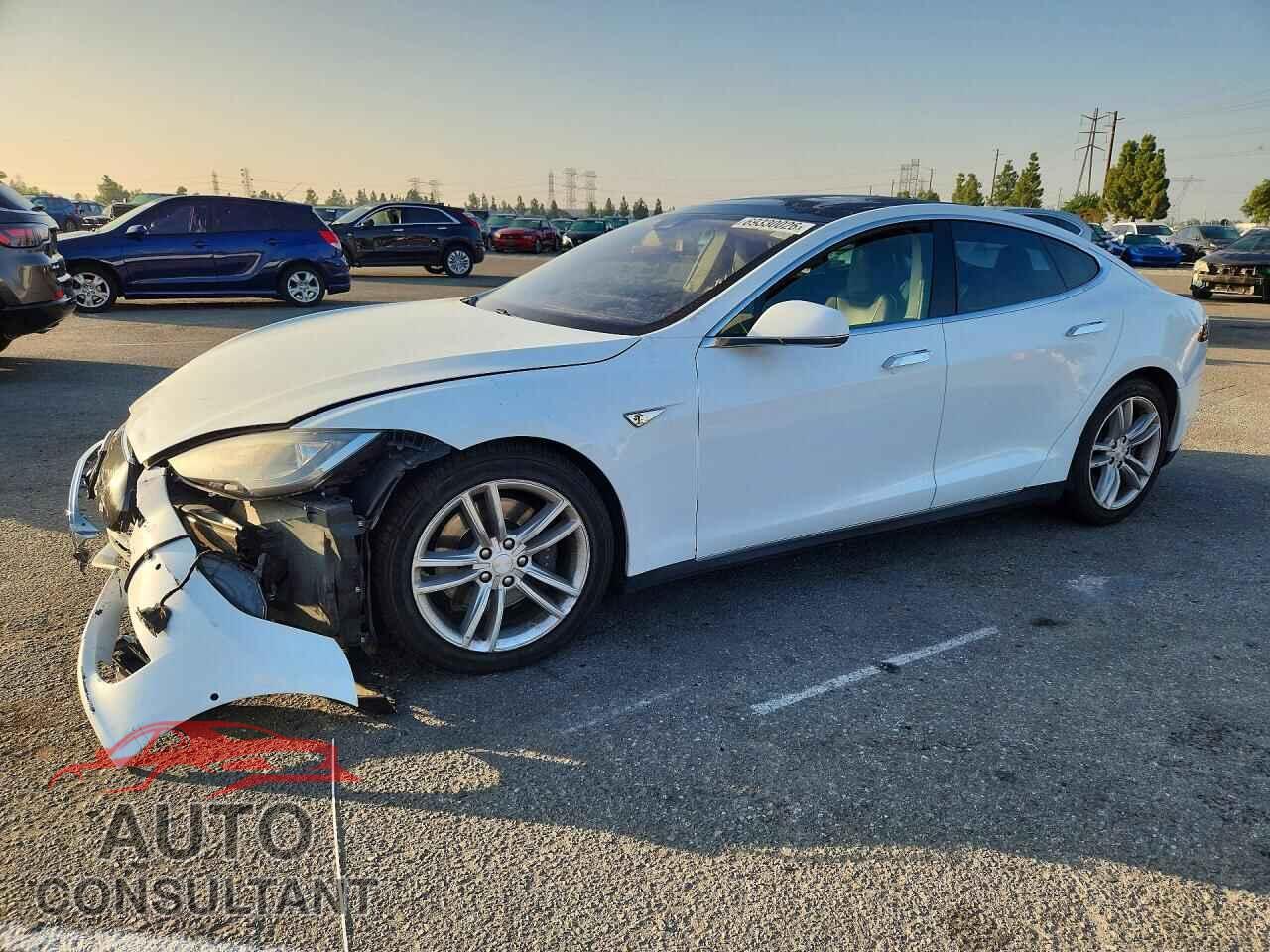 TESLA MODEL S 2016 - 5YJSA1E27GF125837