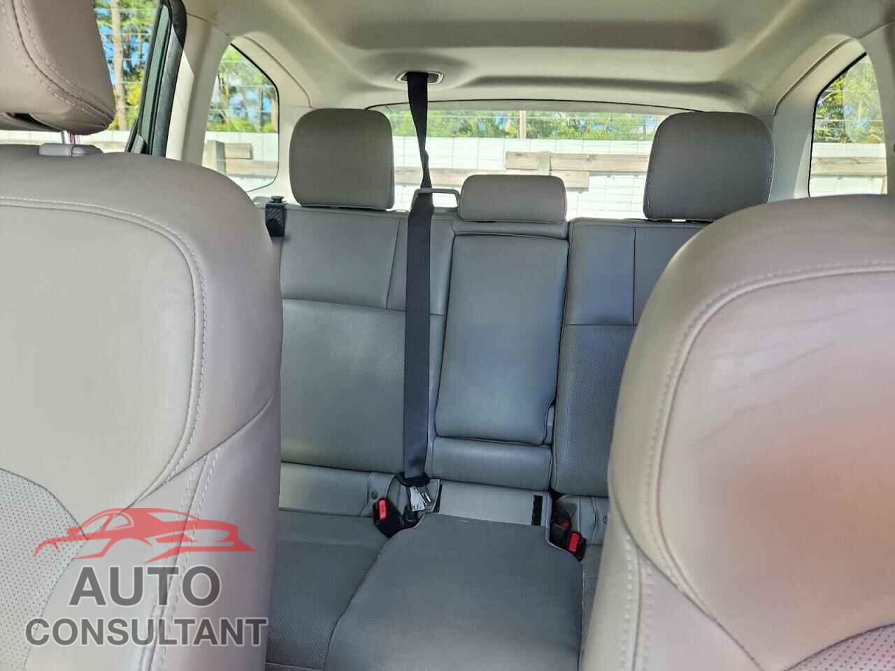 SUBARU FORESTER 2016 - JF2SJAXC0GH519512