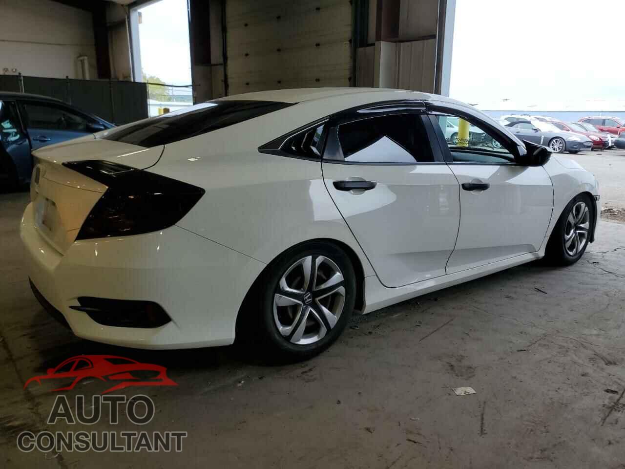HONDA CIVIC 2018 - 2HGFC2F5XJH558033
