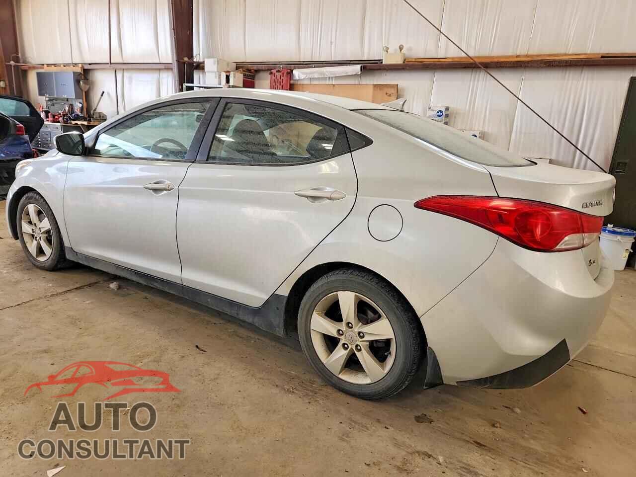HYUNDAI ELANTRA 2012 - 5NPDH4AE7CH107467