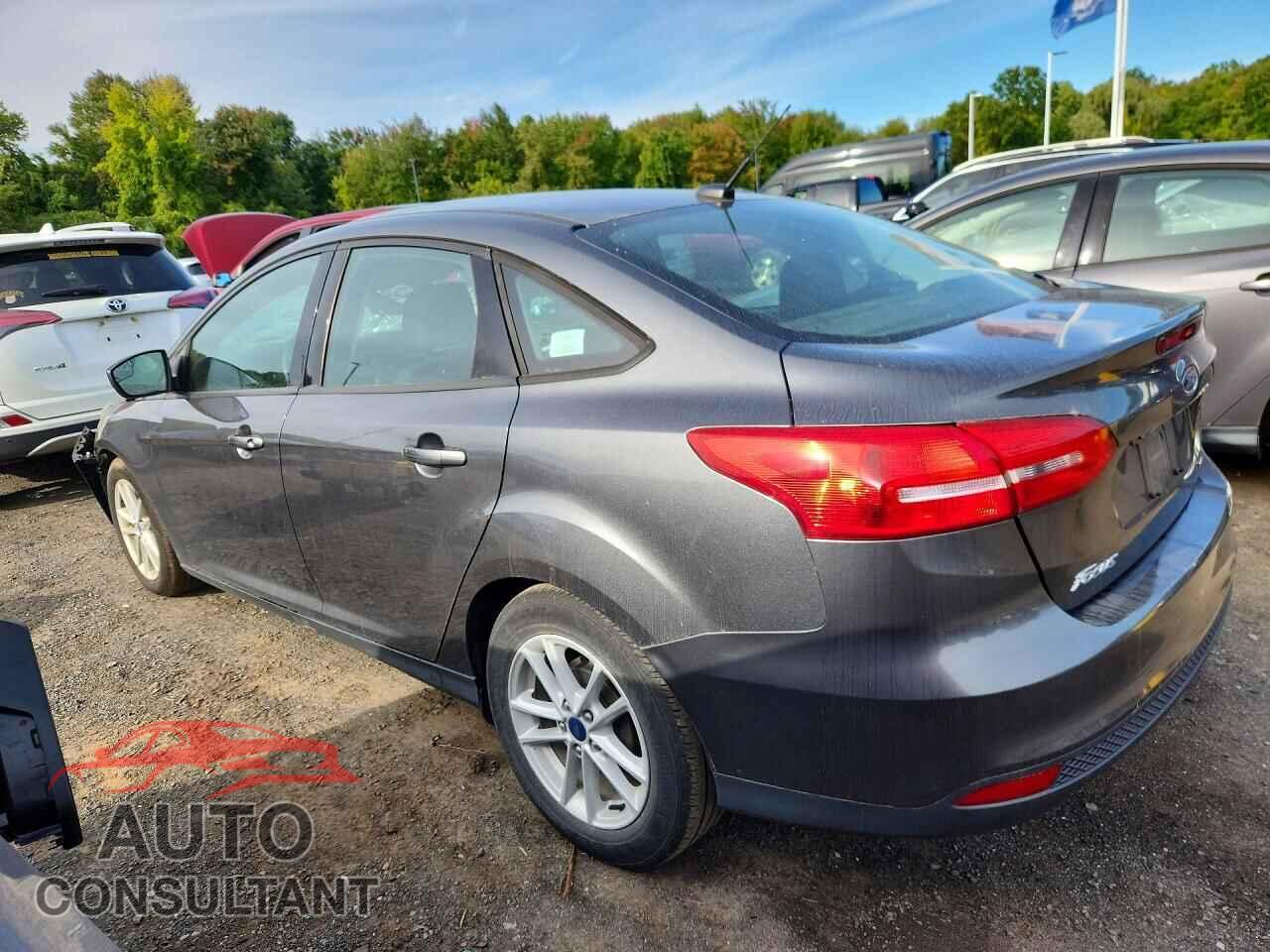 FORD FOCUS 2018 - 1FADP3F29JL290865