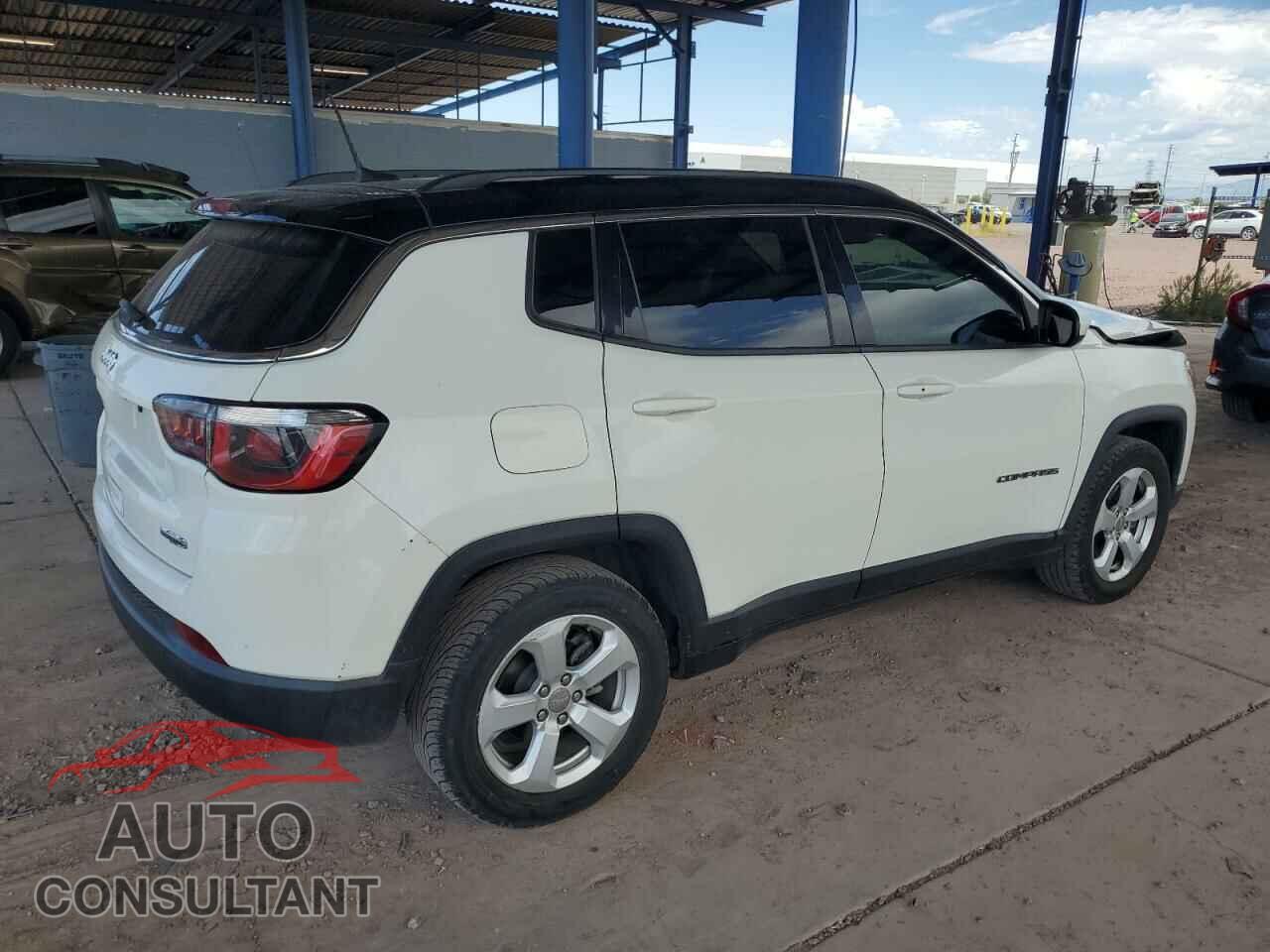 JEEP COMPASS 2018 - 3C4NJCBB5JT124515