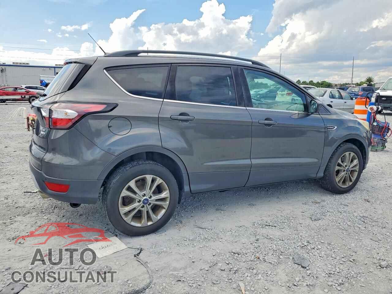 FORD ESCAPE 2017 - 1FMCU9GD7HUB22434