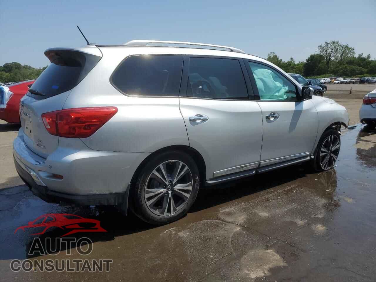 NISSAN PATHFINDER 2017 - 5N1DR2MM2HC632584