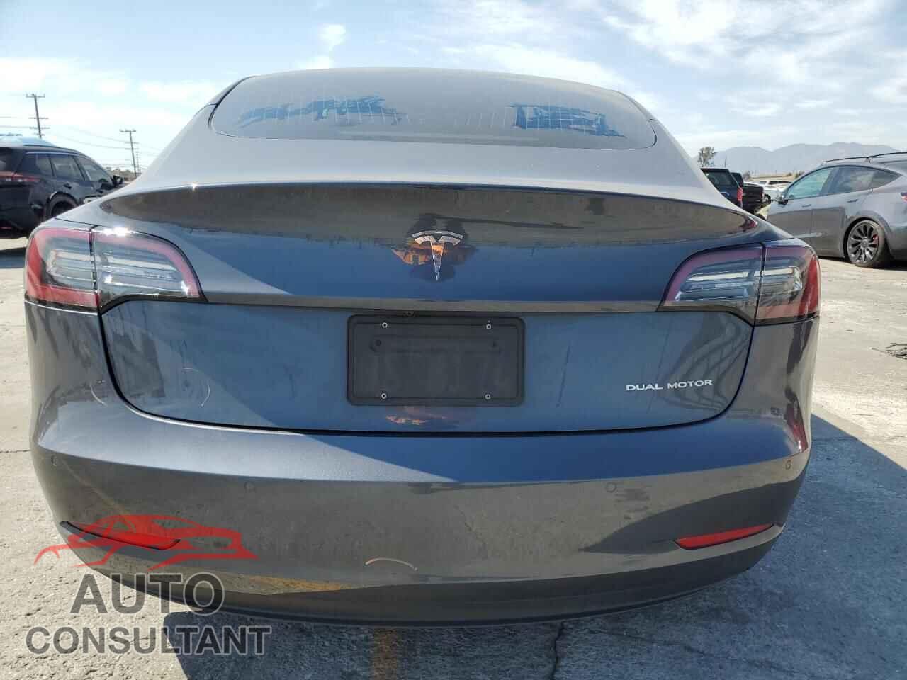 TESLA MODEL 3 2020 - 5YJ3E1EB7LF807037