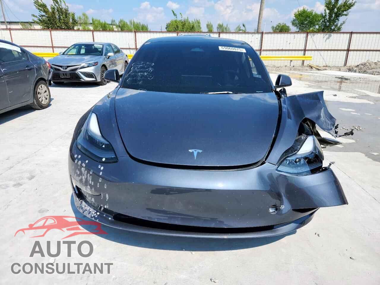 TESLA MODEL 3 2023 - 5YJ3E1EA0PF700358