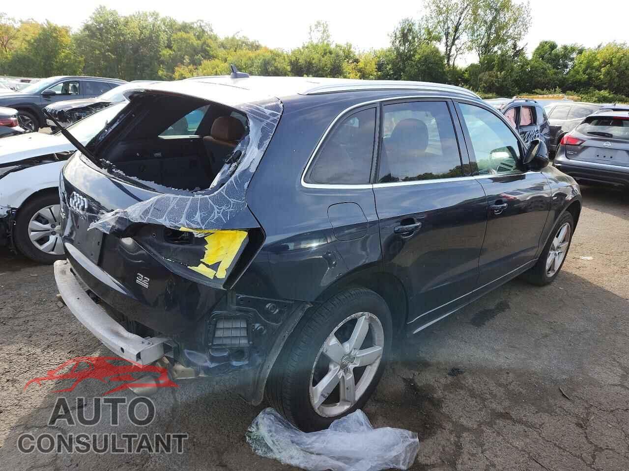 AUDI Q5 2012 - WA1DKAFP2CA010527