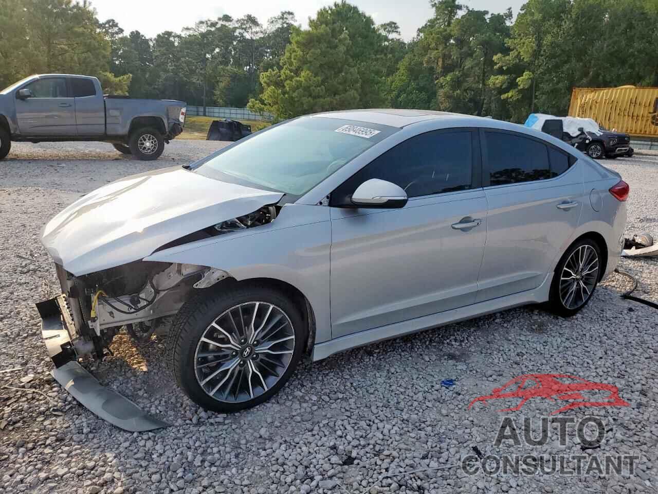 HYUNDAI ELANTRA 2018 - KMHD04LB9JU546811