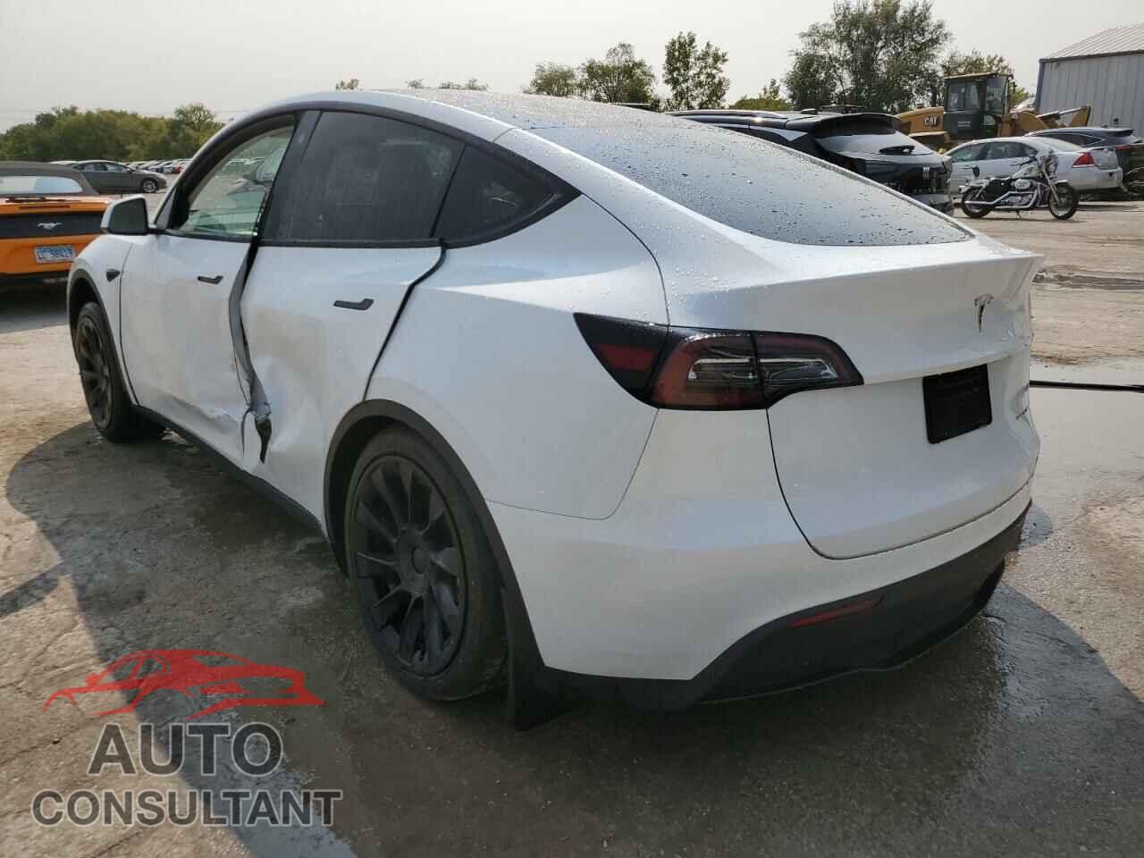 TESLA MODEL Y 2023 - 7SAYGDEE3PF746743