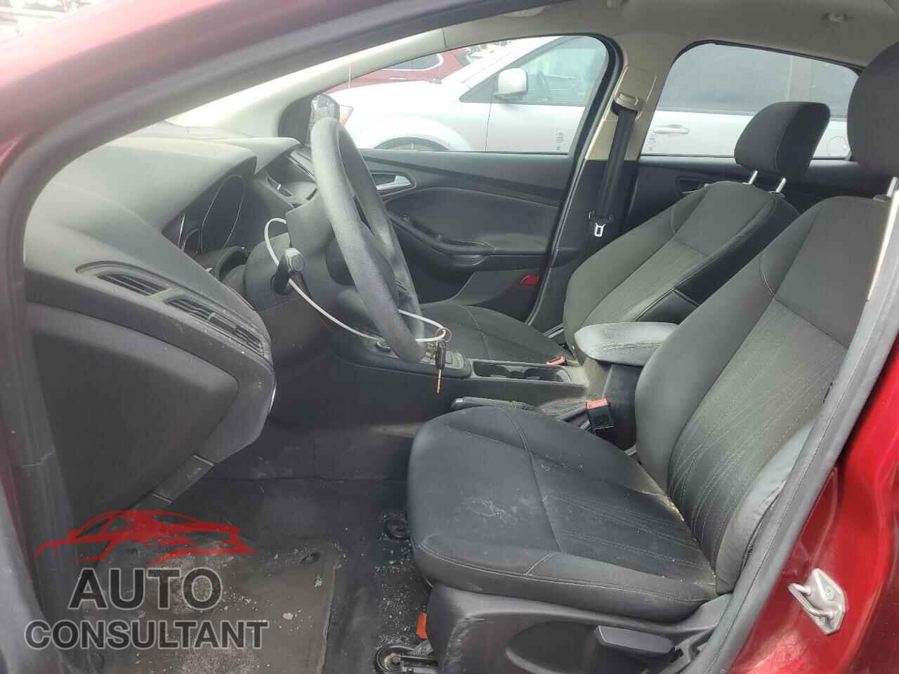 FORD FOCUS 2016 - 1FADP3FE8GL208904