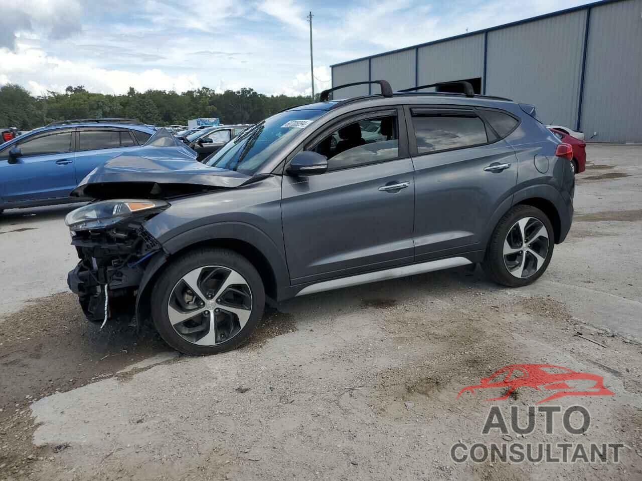 HYUNDAI TUCSON 2017 - KM8J33A20HU372046