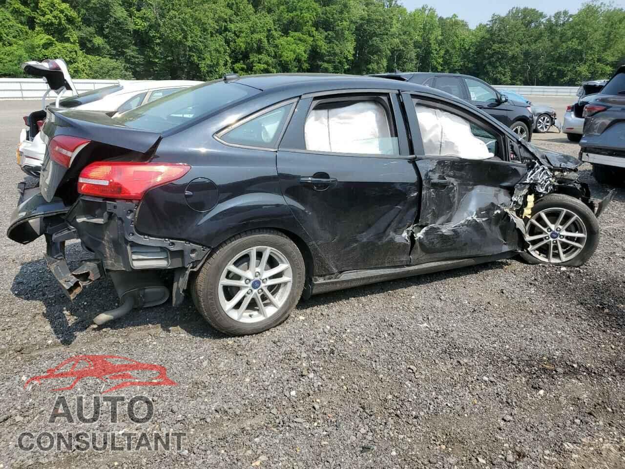 FORD FOCUS 2017 - 1FADP3F24HL312457