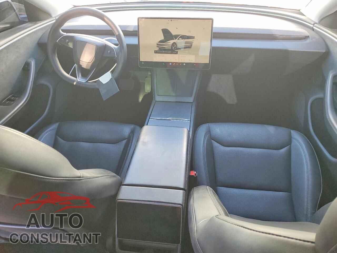TESLA MODEL 3 2024 - 5YJ3E1EBXRF730432
