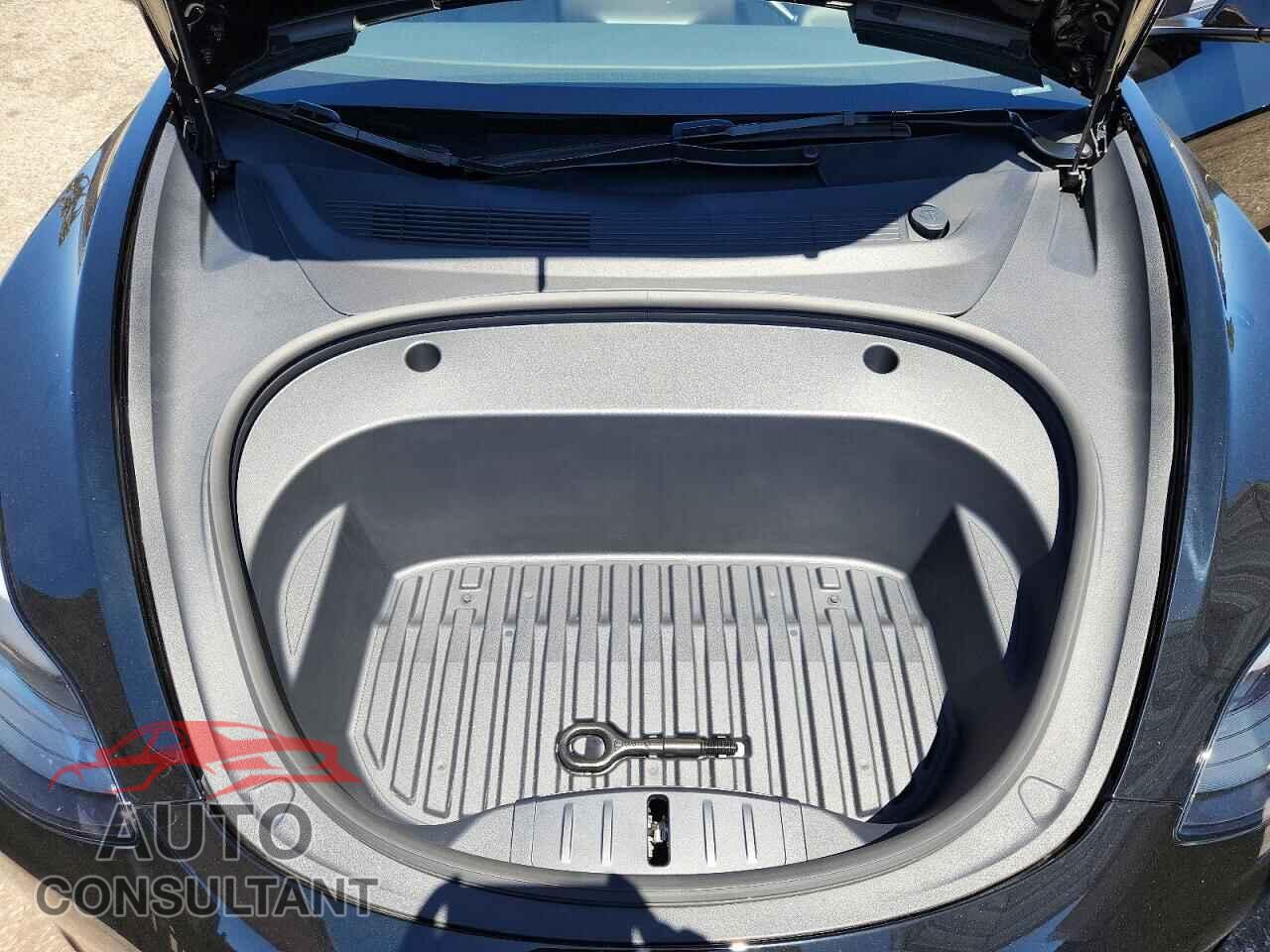 TESLA MODEL 3 2023 - 5YJ3E1EA7PF698947