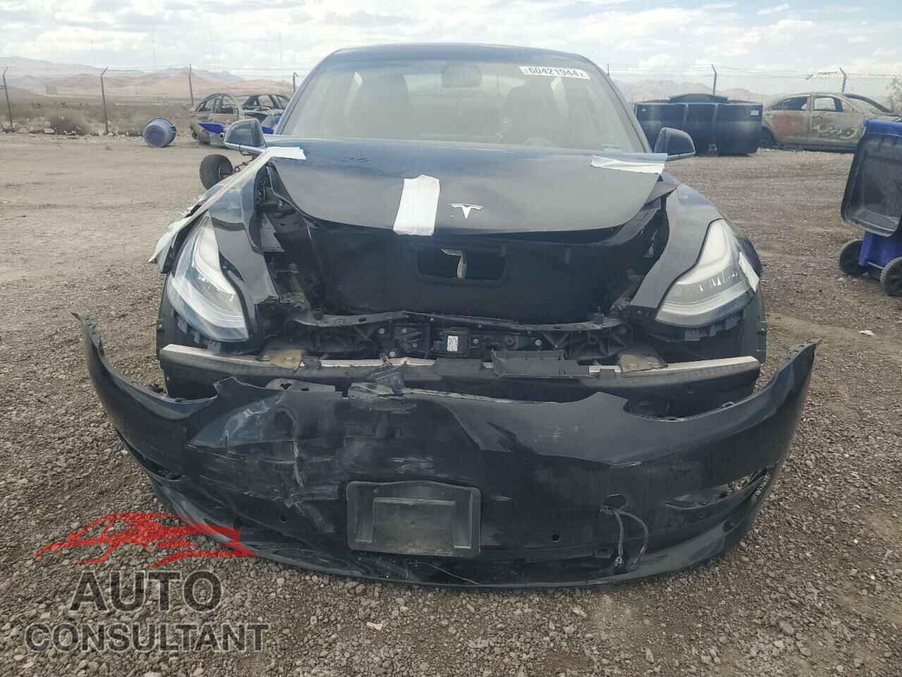 TESLA MODEL 3 2018 - 5YJ3E1EA0JF157066