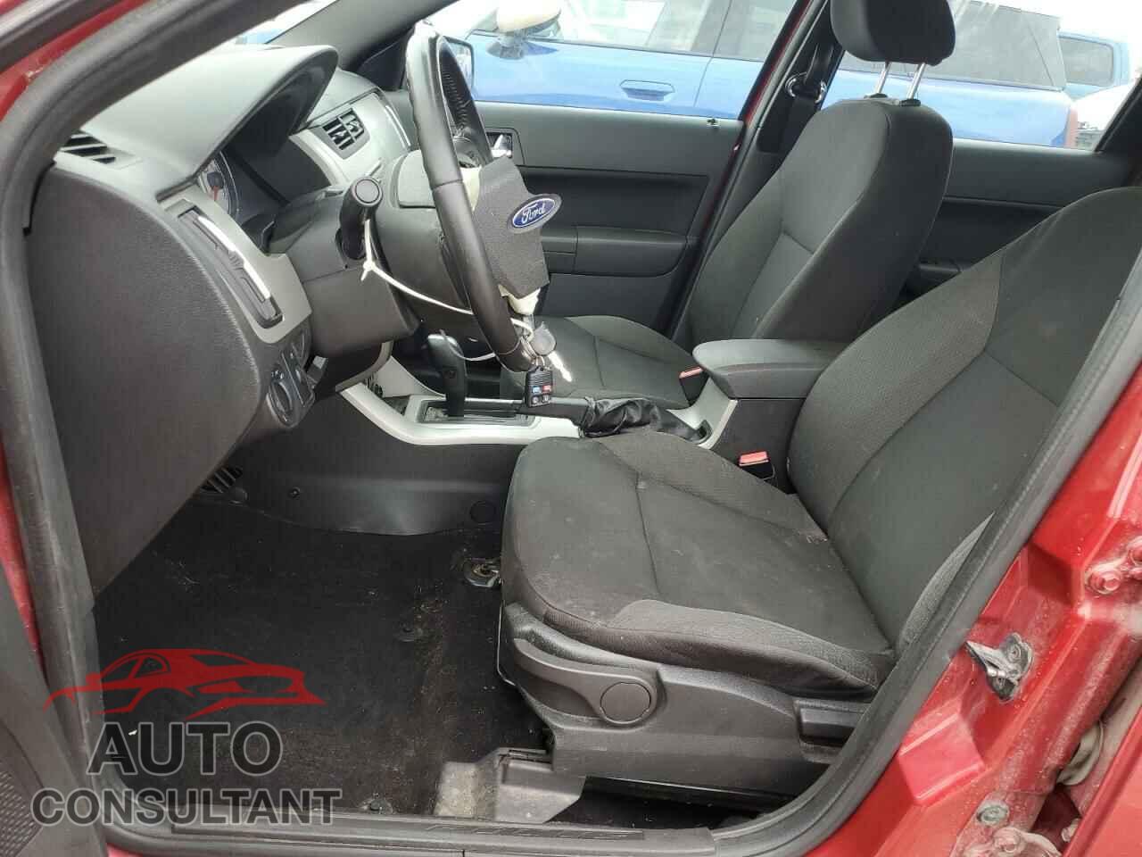 FORD FOCUS 2011 - 1FAHP3GN0BW121621