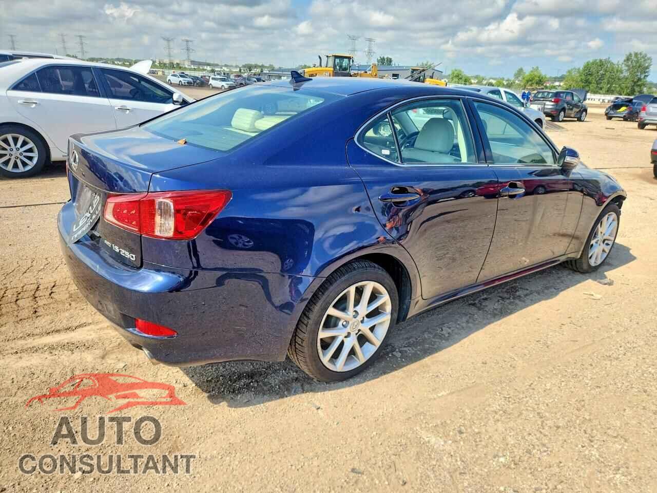 LEXUS IS 2011 - JTHCF5C29B5047540