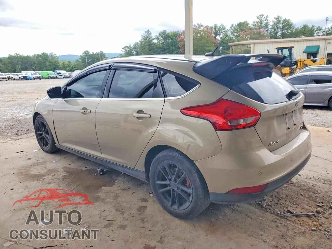 FORD FOCUS 2015 - 1FADP3N24FL227746