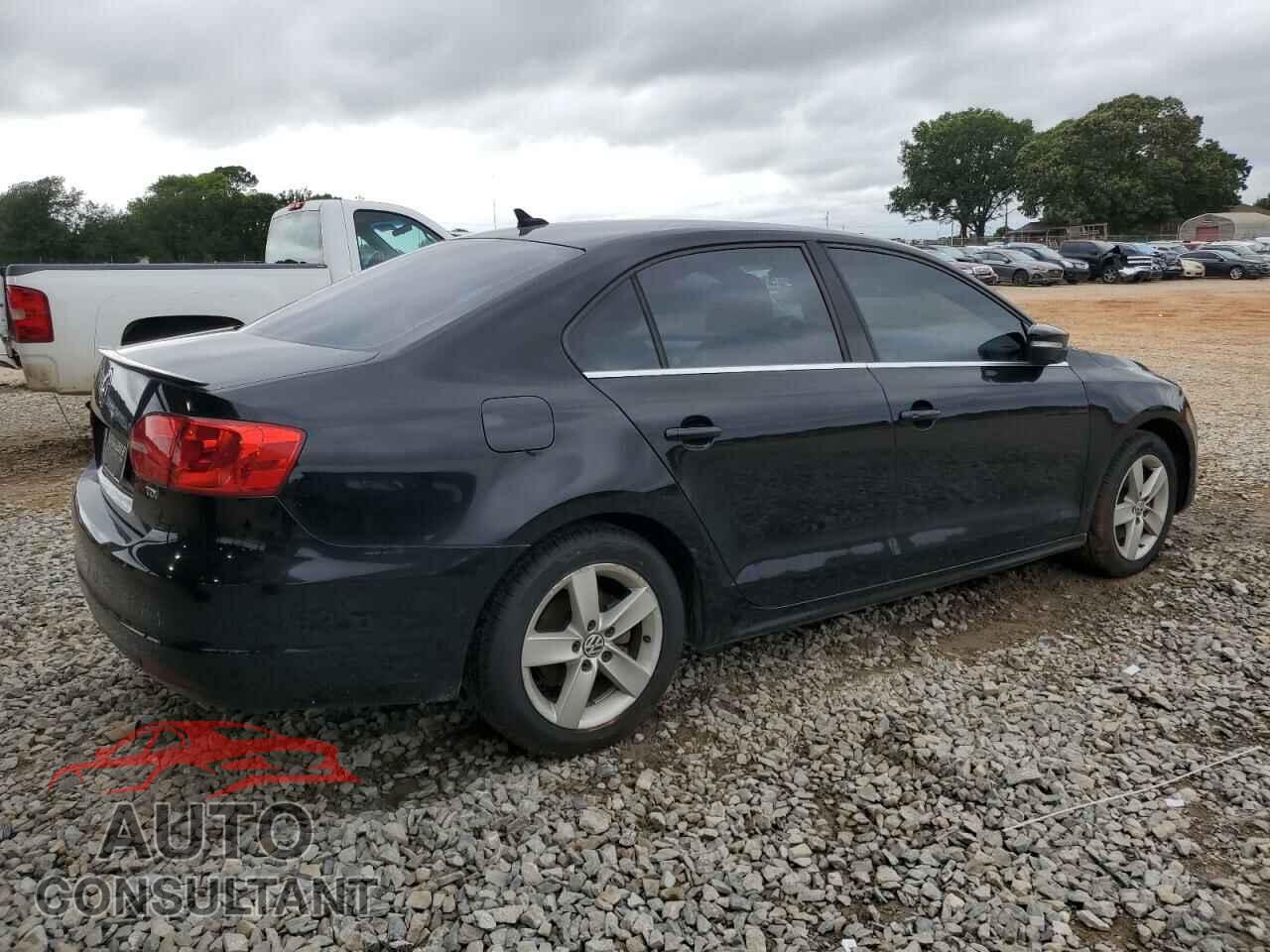 VOLKSWAGEN JETTA 2011 - 3VWLL7AJ4BM122121